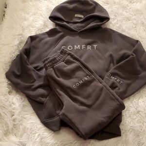 Comfrt hoodie and sweatpants